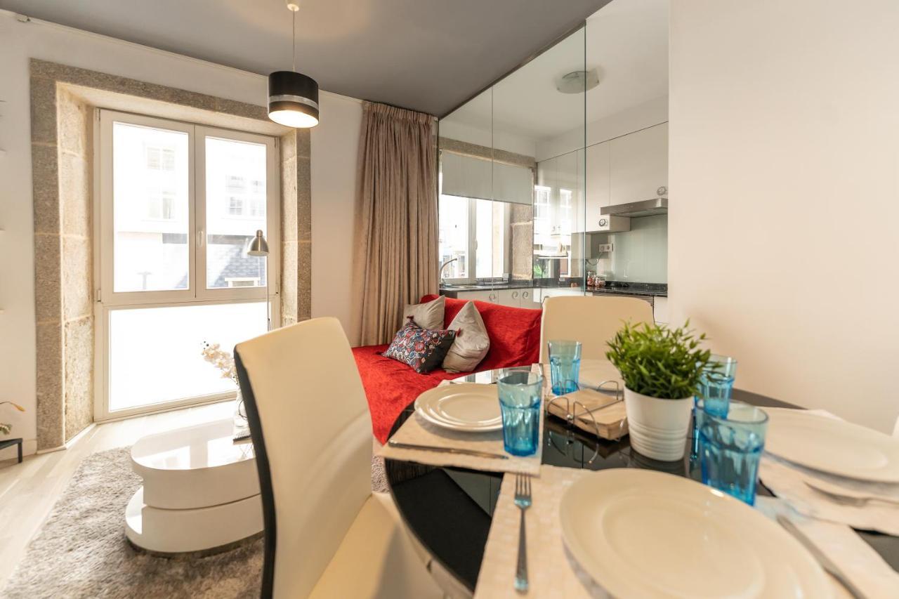 Cormelana Plaza Apartment A Coruna Bagian luar foto